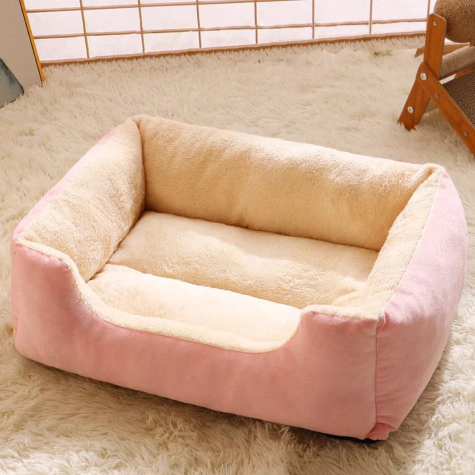 Lit pour animaux – panier et coussin douillet pour chats, chatons et petits chiens, accessoire de maison confortable pour le repos.