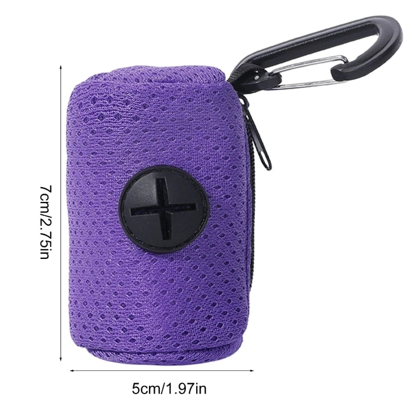 Distributeur de sacs à déjections pour chiens – support pratique pour sacs ramasse-crottes, outil de nettoyage portable pour promenades.