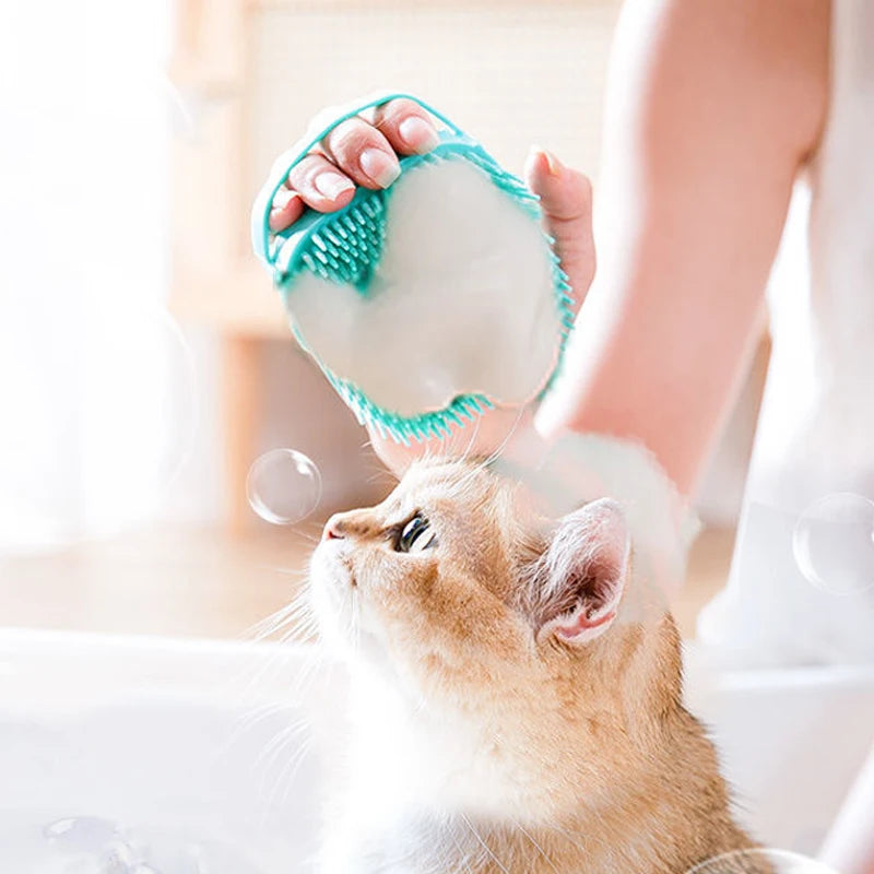 Brosse de bain en silicone pour chien et chat – brosse de toilettage avec réservoir